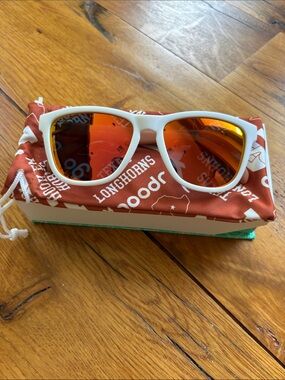 University of Texas Goodr Sunglasses